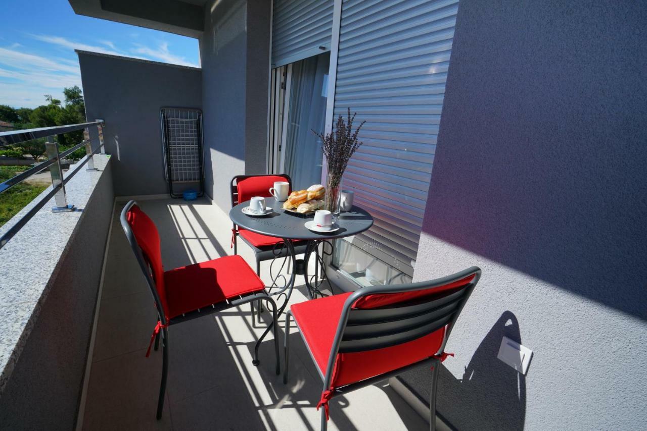 Apartmani Zupan ซูโกชัน ภายนอก รูปภาพ